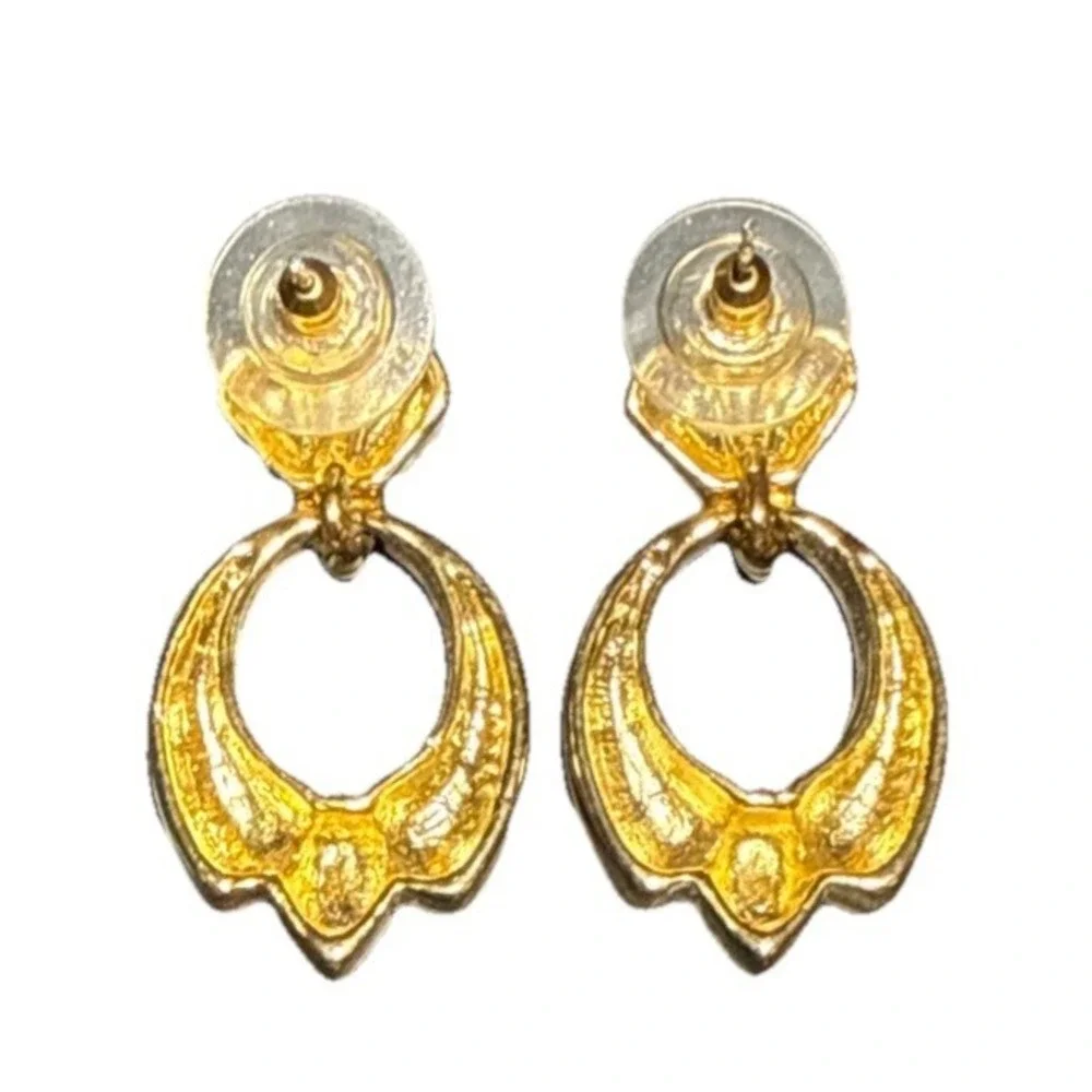 Vintage Gold Tone Chunky Dangle Drop Pierced Earrings J15-7